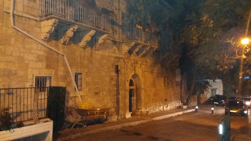 Rosary Sister Guest House Ein Karem Jeruzalem Buitenkant foto