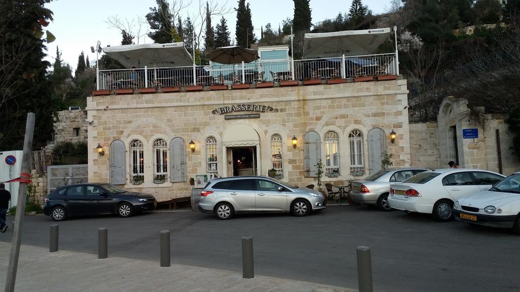 Rosary Sister Guest House Ein Karem Jeruzalem Buitenkant foto